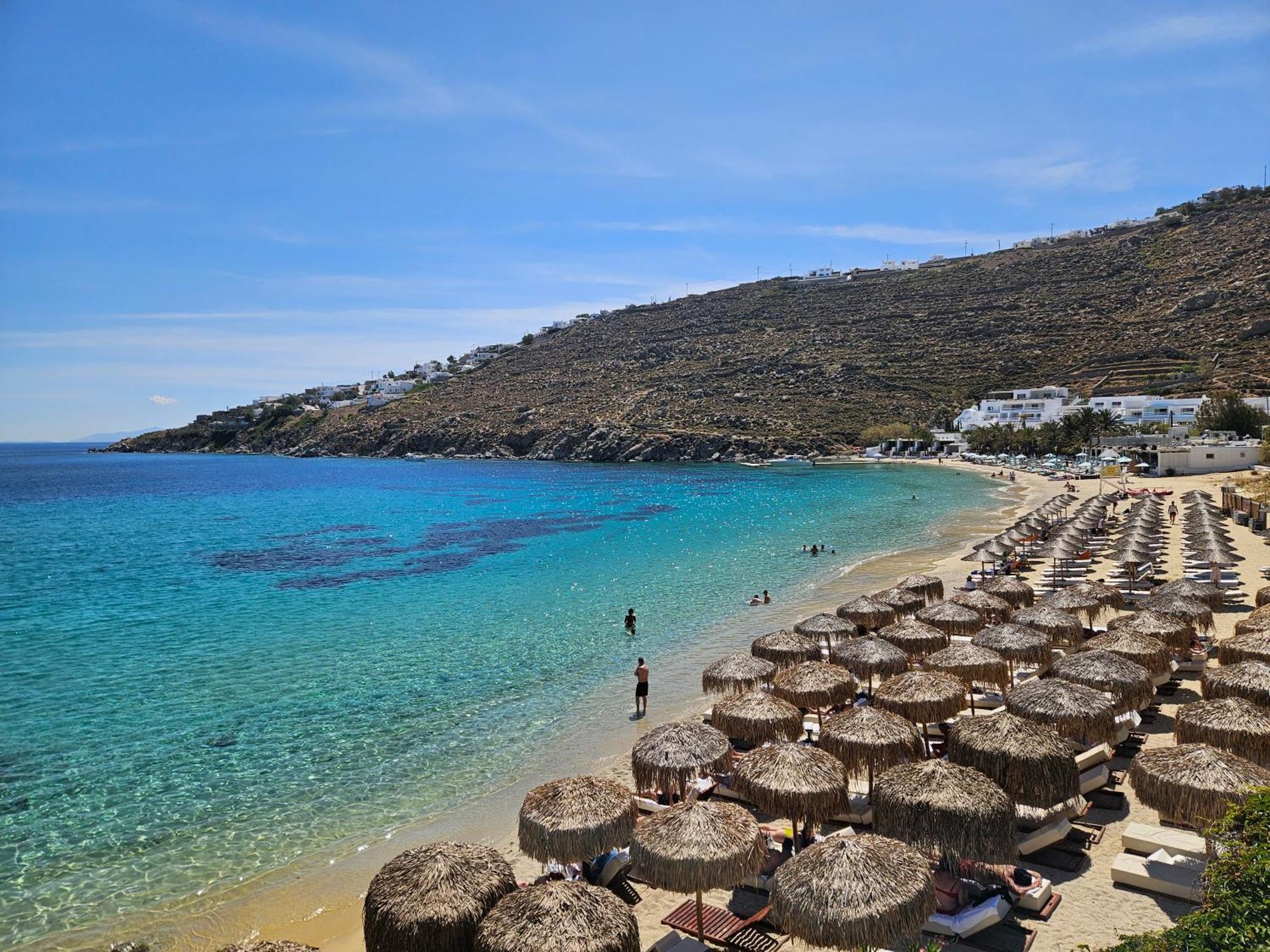 プサロウ Mykonos Azureアパートホテル エクステリア 写真
