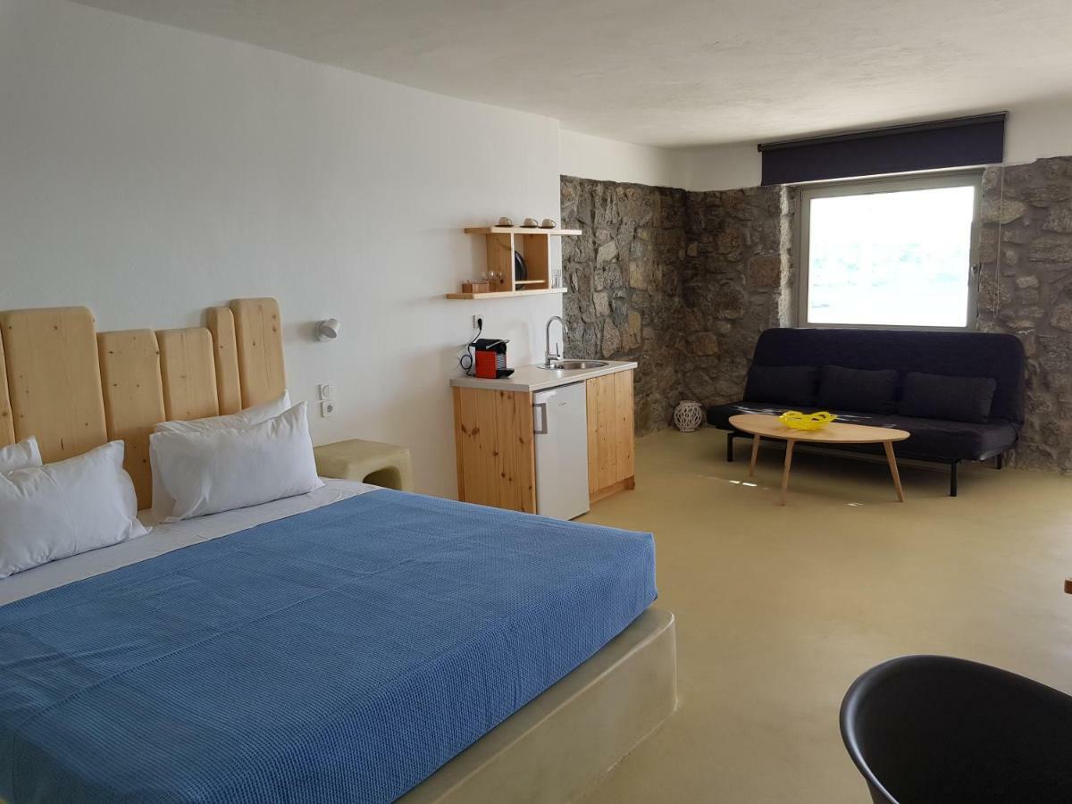 プサロウ Mykonos Azureアパートホテル エクステリア 写真
